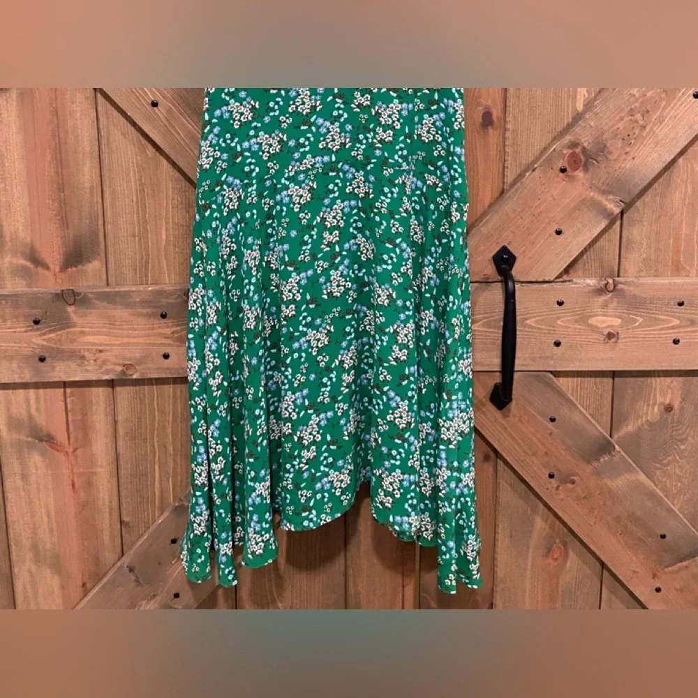 Loft Green Floral Flounce Dress - Picture 6 of 6